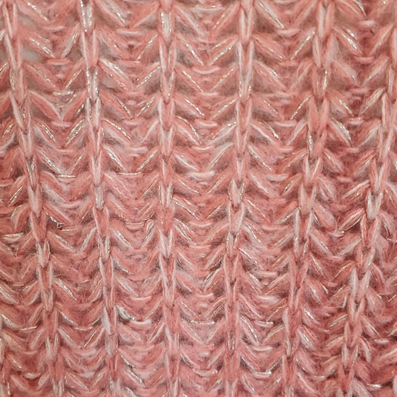 NWT 🎄 Sweater🤩 FINAL SALE - Picture 6 of 6